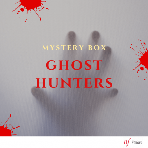 Ghost Hunters [English]