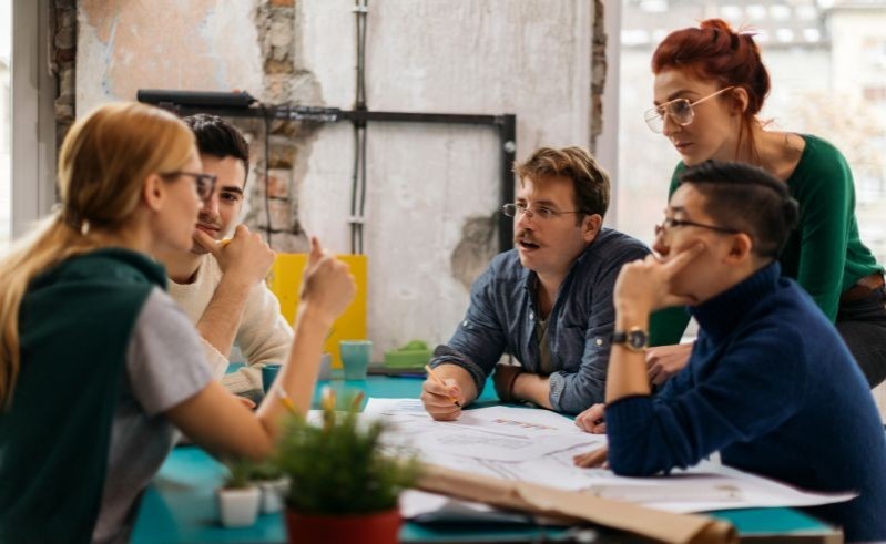 Internship Offer - Communication Assistant